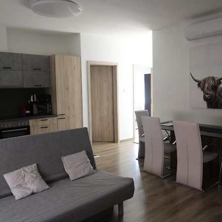 Garden Apartman House Appartement Pécs Buitenkant foto